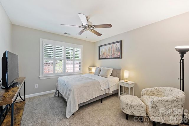 7035 Walton Heath Lane, Charlotte, NC 28277