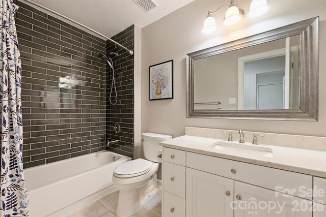 7035 Walton Heath Lane, Charlotte, NC 28277