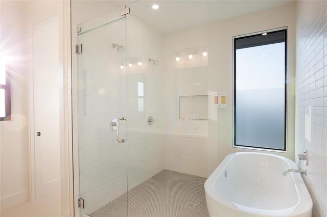 171 Hart LN, Dripping Springs, TX 78620