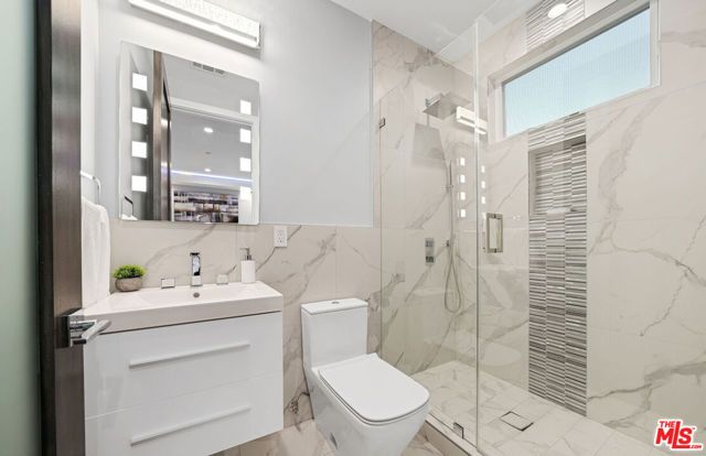 14817 Otsego Street, Sherman Oaks, CA 91403