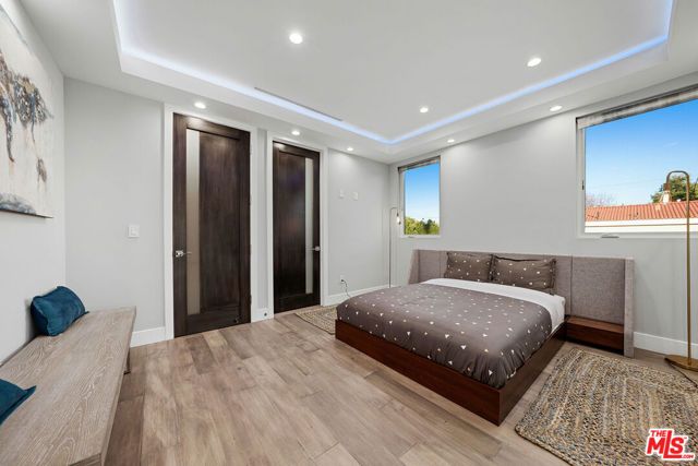 14817 Otsego Street, Sherman Oaks, CA 91403