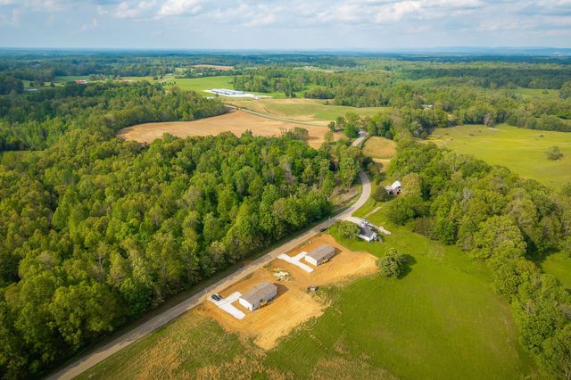 1791 Indian Mound Rd, Sparta, TN 38583