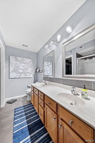 147 Brandy Mill Circle B, High Ridge, MO 63049