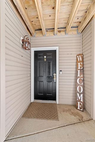 147 Brandy Mill Circle B, High Ridge, MO 63049