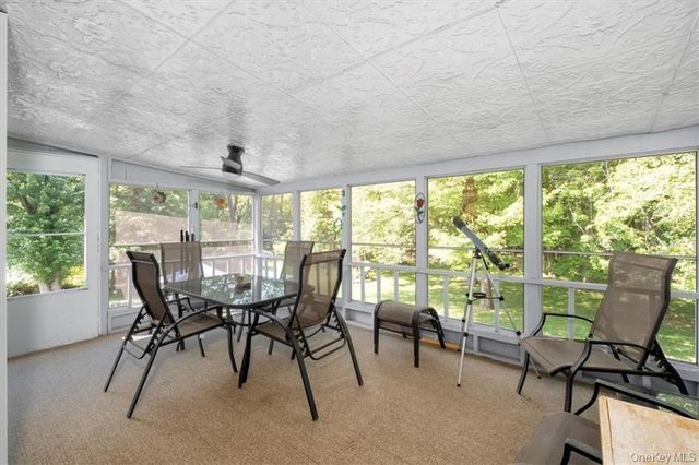 1 N Amundsen Lane, Airmont, NY 10901