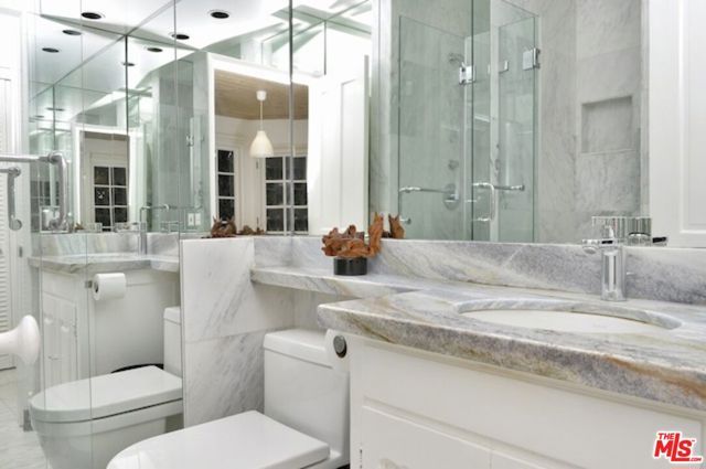 4031 Hollyline Avenue, Sherman Oaks, CA 91423