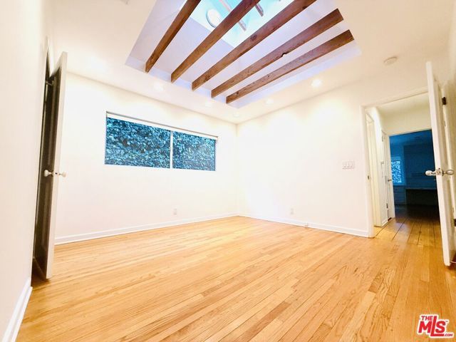 4031 Hollyline Avenue, Sherman Oaks, CA 91423