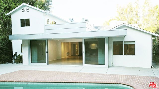 4031 Hollyline Avenue, Sherman Oaks, CA 91423