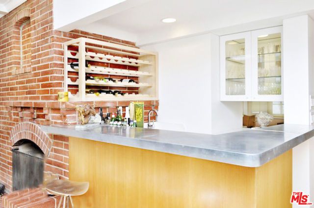 4031 Hollyline Avenue, Sherman Oaks, CA 91423