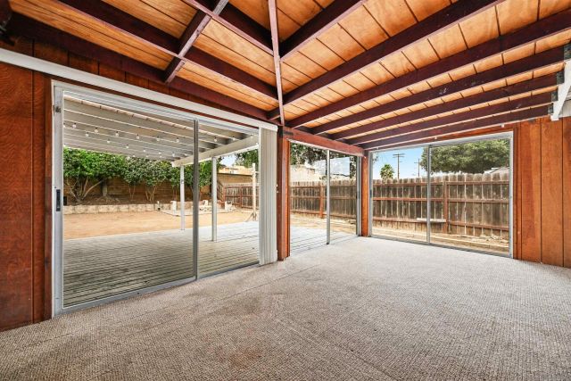 927 Gray, El Cajon, CA 92020