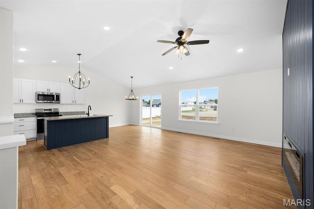 3440 Navajo Trail, Shiloh, IL 62221