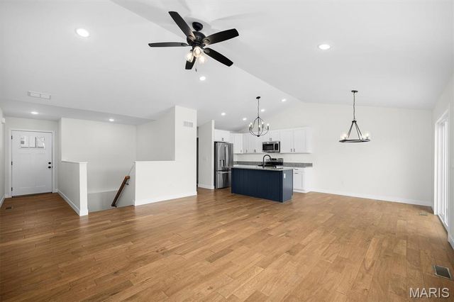 3440 Navajo Trail, Shiloh, IL 62221
