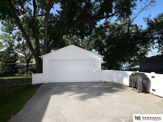 8129 Barbara Street, Omaha, NE 68124