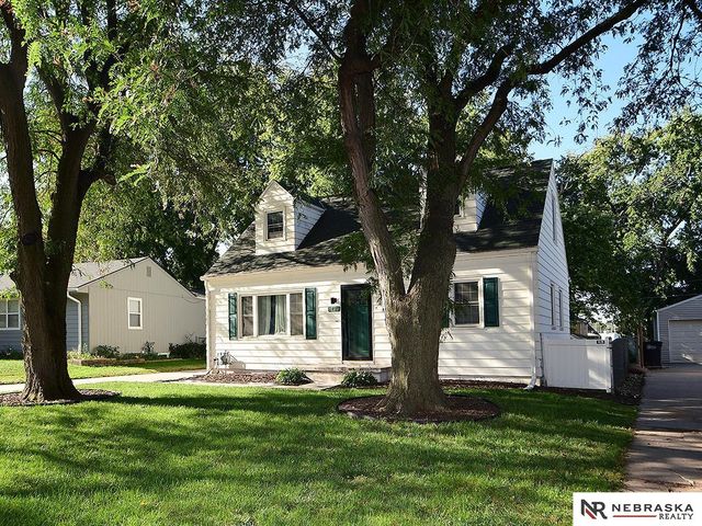 8129 Barbara Street, Omaha, NE 68124