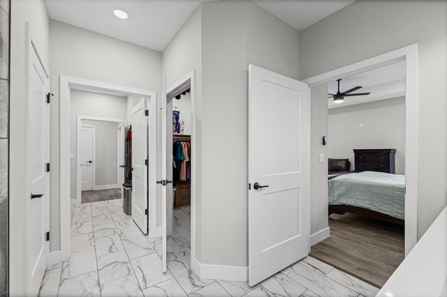 107 LISA CT, Hallsville, MO 65255