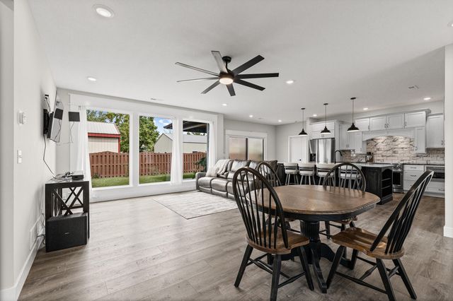 107 LISA CT, Hallsville, MO 65255