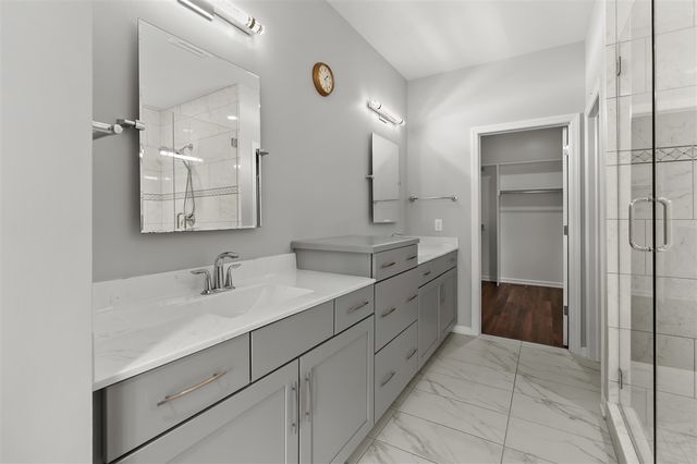 4030 Hollow Wood Dr, Portage, MI 49024