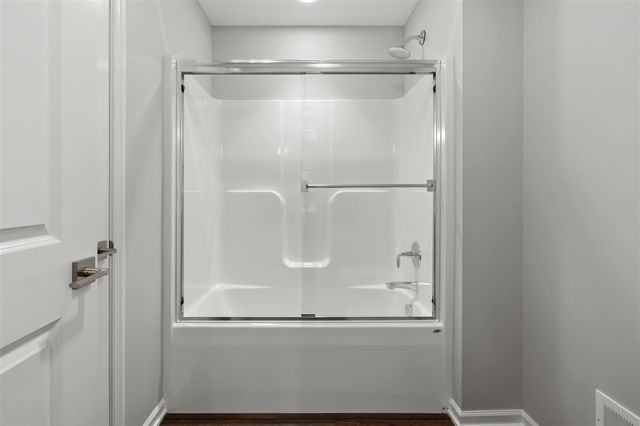 4030 Hollow Wood Dr, Portage, MI 49024