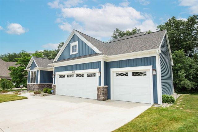 4030 Hollow Wood Dr, Portage, MI 49024