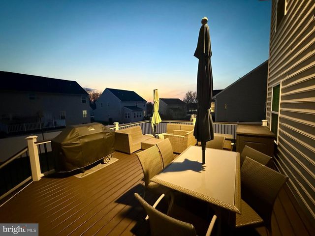 1168 LYNCH CIR, Warminster, PA 18974