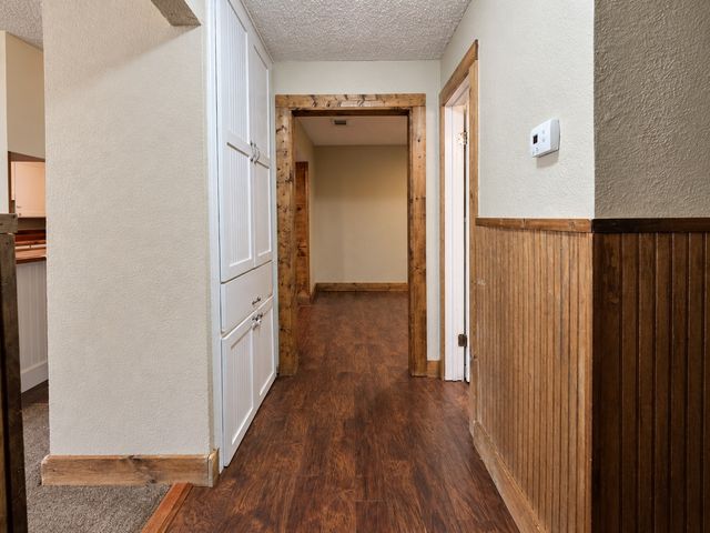 636 E Columbia Drive, Azle, TX 76020