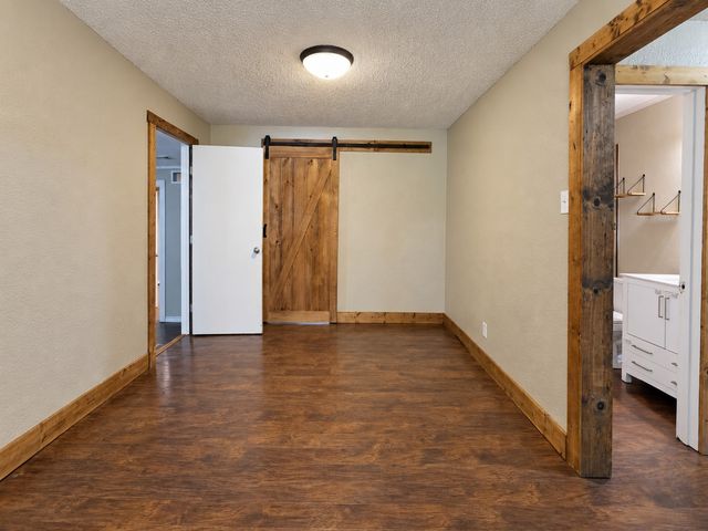 636 E Columbia Drive, Azle, TX 76020