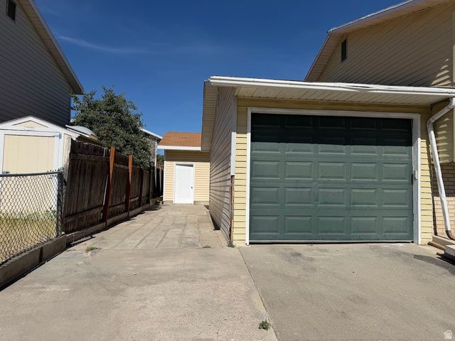 5462 S 5425 W, Kearns, UT 84118