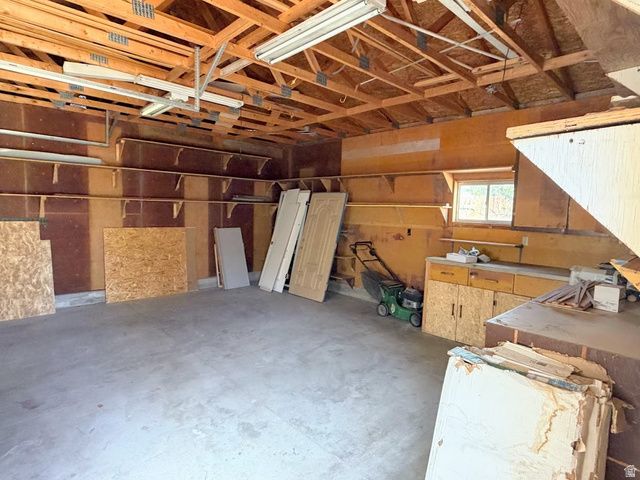 5462 S 5425 W, Kearns, UT 84118