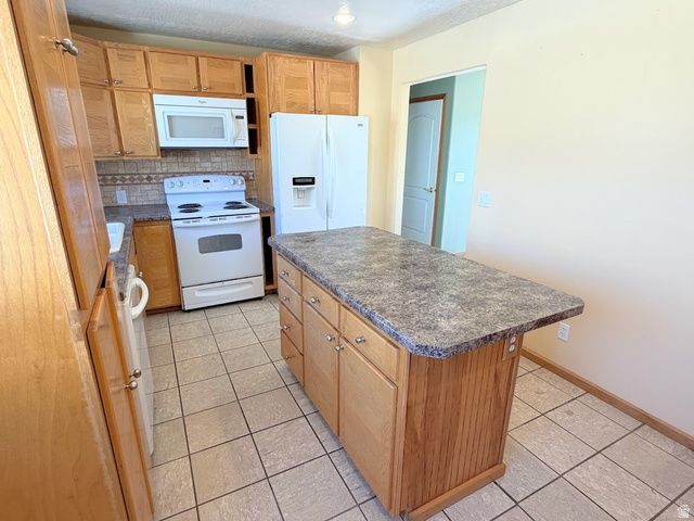 5462 S 5425 W, Kearns, UT 84118