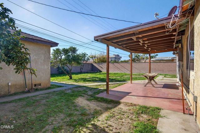 236 E Poplar Street, Oxnard, CA 93033