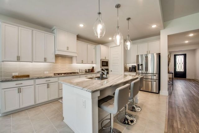 821 Reynolds Drive, Fate, TX 75087