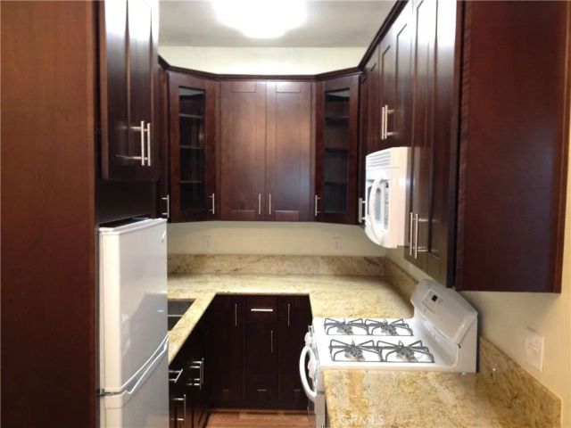 723 E 3rd Street 11, Long Beach, CA 90802