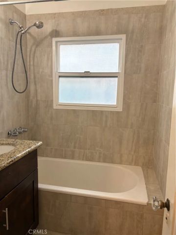 723 E 3rd Street 11, Long Beach, CA 90802
