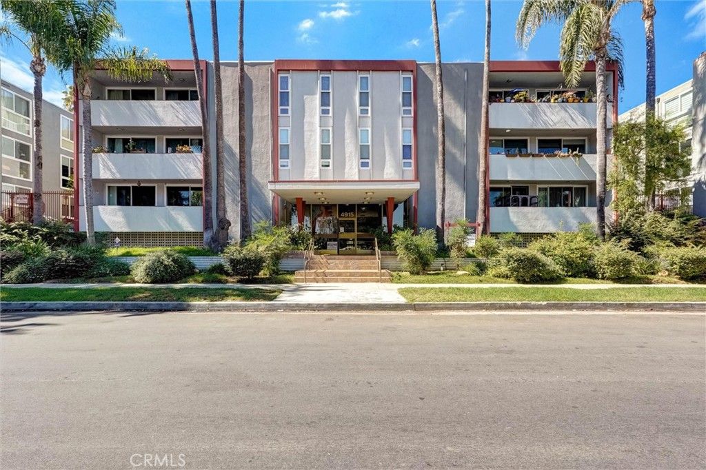 4915 Tyrone 325, Sherman Oaks, CA 91423 — photo 2