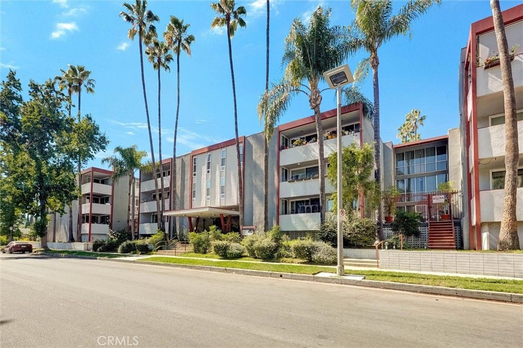 4915 Tyrone 325, Sherman Oaks, CA 91423 — photo 3