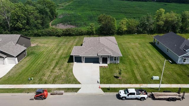 1810 Halls Creek Avenue, Raymore, MO 64083