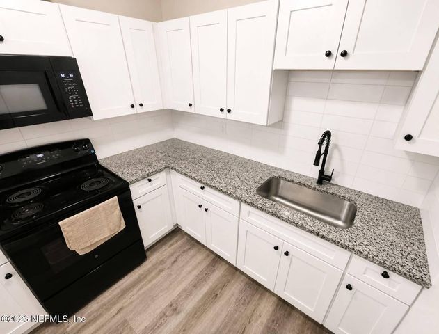 5020 CAMPENELLA Drive, Jacksonville, FL 32209