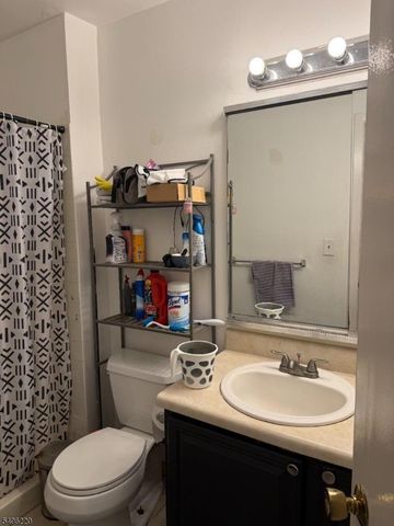 7 Foxtail Lane, South Brunswick Twp., NJ 08852