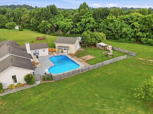 155 County Road 327, Niota, TN 37826