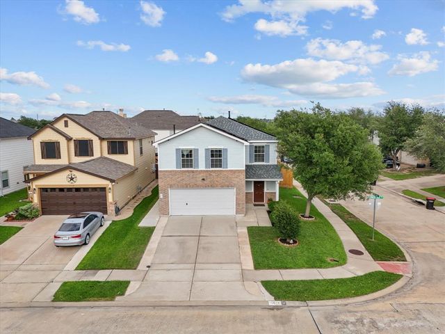 7914 Cypress Edge Drive, Cypress, TX 77433