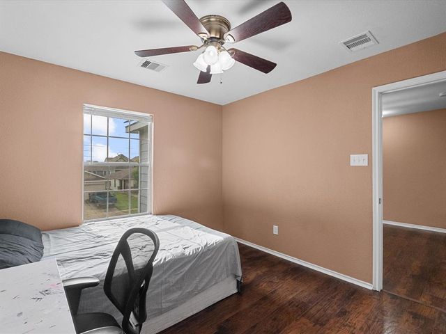 7914 Cypress Edge Drive, Cypress, TX 77433
