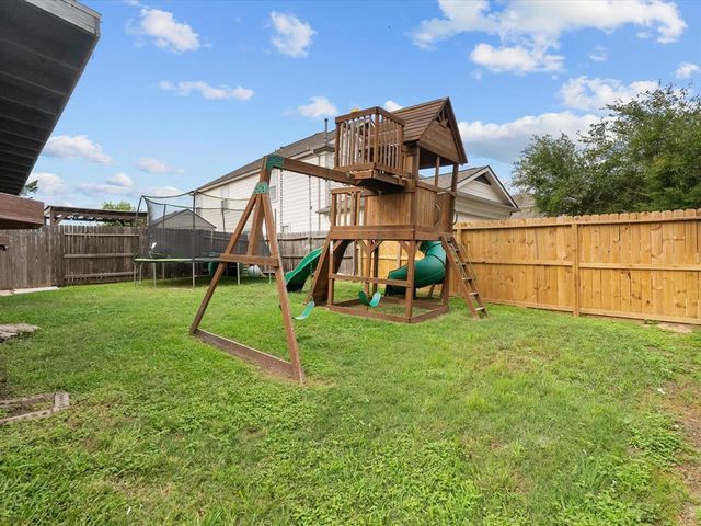 7914 Cypress Edge Drive, Cypress, TX 77433