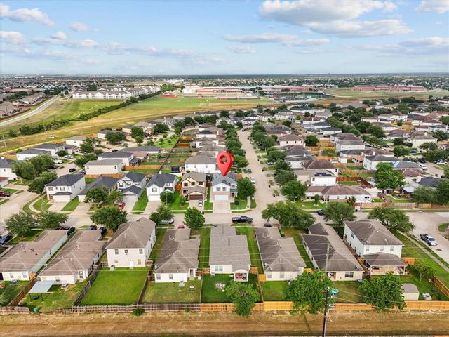 7914 Cypress Edge Drive, Cypress, TX 77433