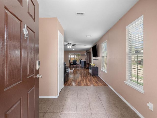 7914 Cypress Edge Drive, Cypress, TX 77433