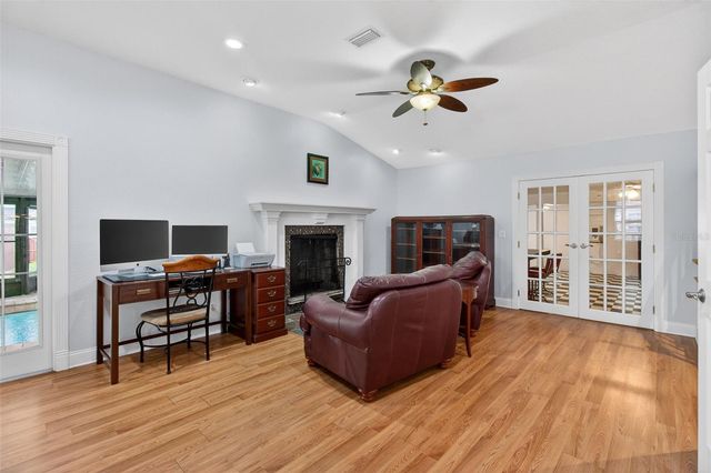 4728 13TH AVENUE N, St Petersburg, FL 33713