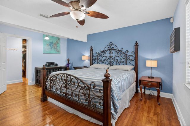 4728 13TH AVENUE N, St Petersburg, FL 33713