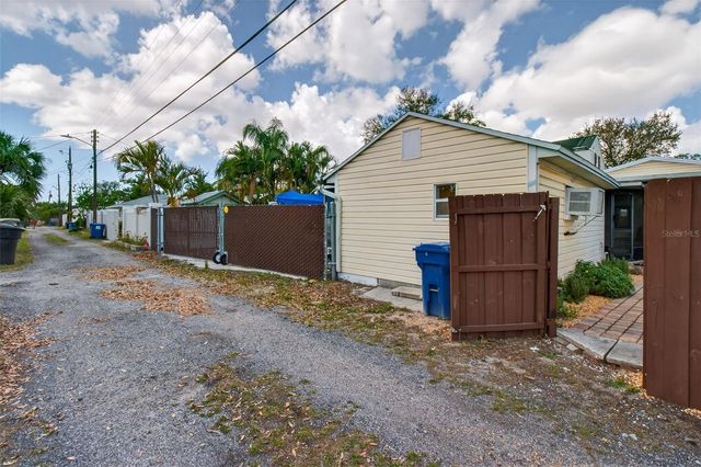 4728 13TH AVENUE N, St Petersburg, FL 33713