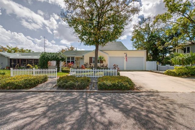 4728 13TH AVENUE N, St Petersburg, FL 33713