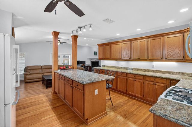 4728 13TH AVENUE N, St Petersburg, FL 33713