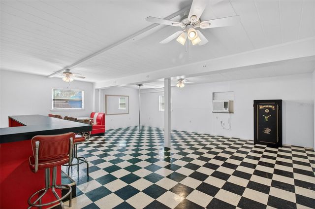 4728 13TH AVENUE N, St Petersburg, FL 33713